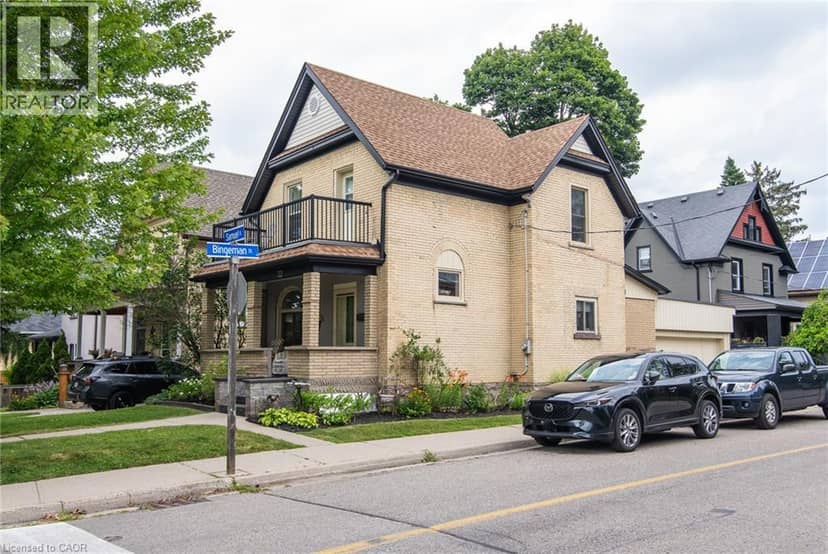 32 SAMUEL Street — photo 3 of 40