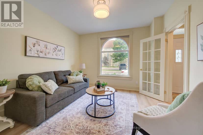 9 Salisbury Avenue — photo 8 of 30