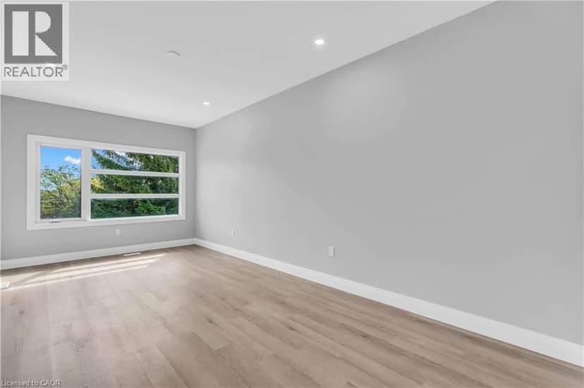 275 JAMES Street S Unit# 20, St. Marys, photo 8