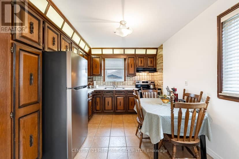19 Lantos Court — photo 17 of 40