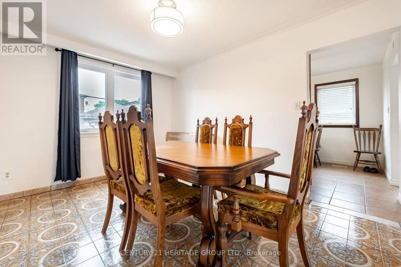 19 Lantos Court — photo 14 of 40