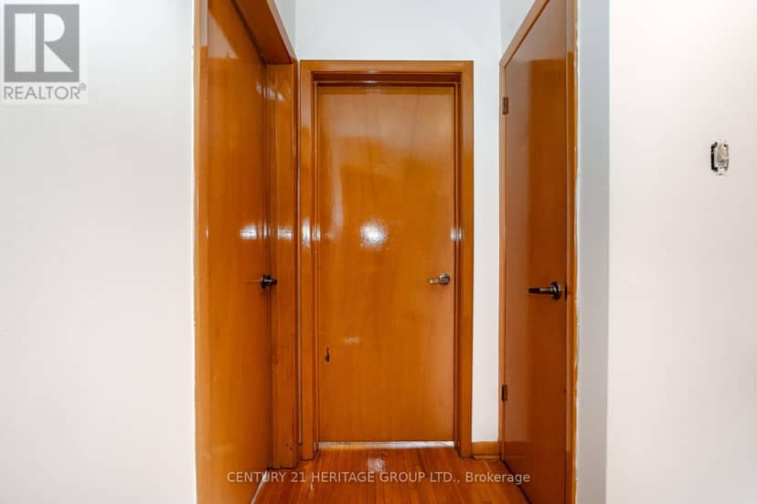 19 Lantos Court — photo 32 of 40