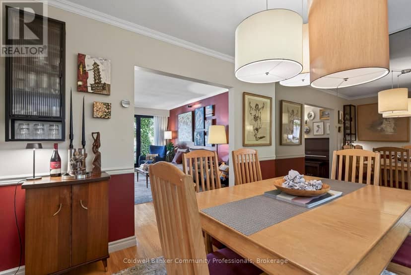 28 Ramsgate Drive — photo 14 of 40