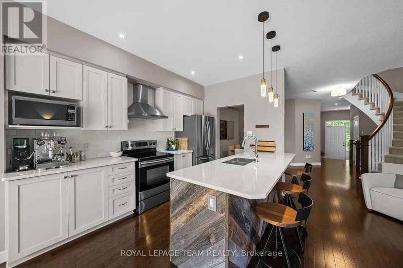 1196 Tischart Crescent — photo 11 of 40