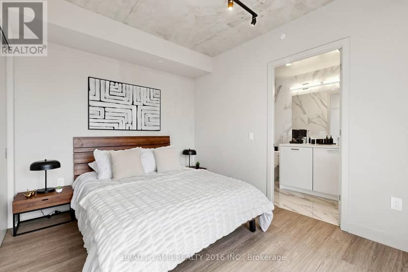 2903 - 284 King Street E — photo 14 of 36