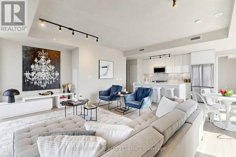 2903 - 284 King Street E — photo 4 of 36