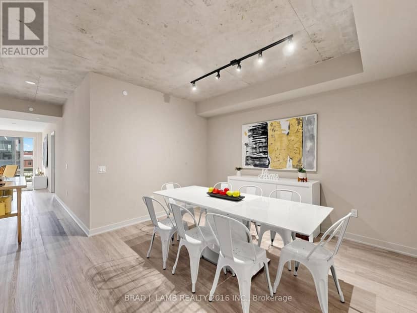 404 - 284 King Street E — photo 19 of 40