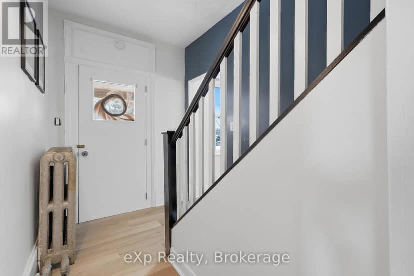 255 Waterloo Street — photo 22 of 40
