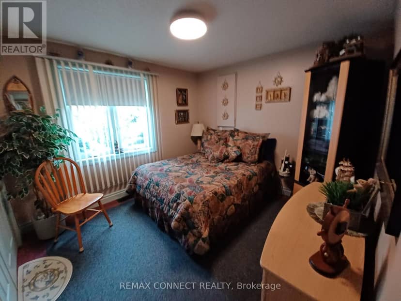 76 Blue Heron Drive — photo 21 of 32