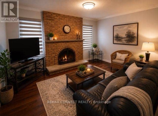 27 Radford Crescent, Markham, photo 6