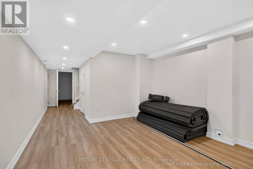 352 Flagstone Way — photo 13 of 15