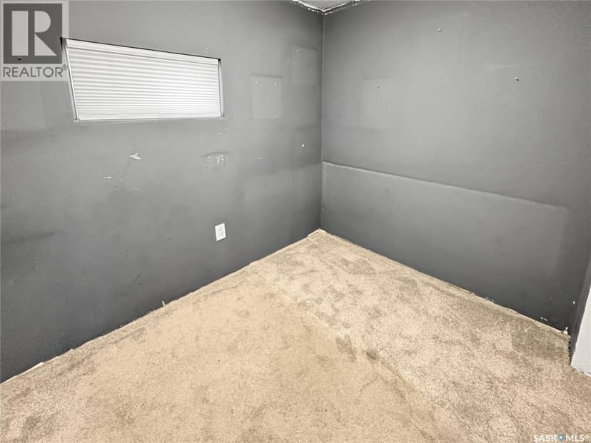 112 Main STREET — photo 3 of 15