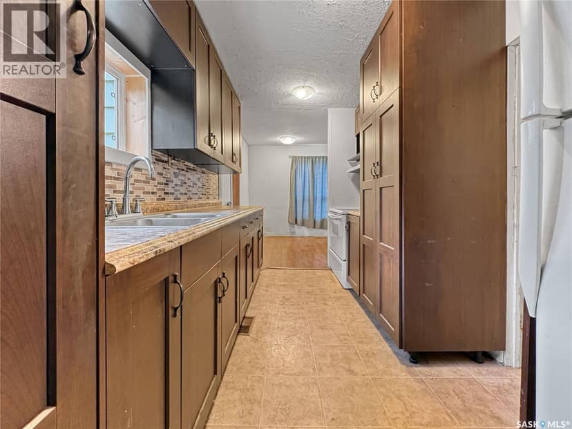 112 Main STREET — photo 4 of 15
