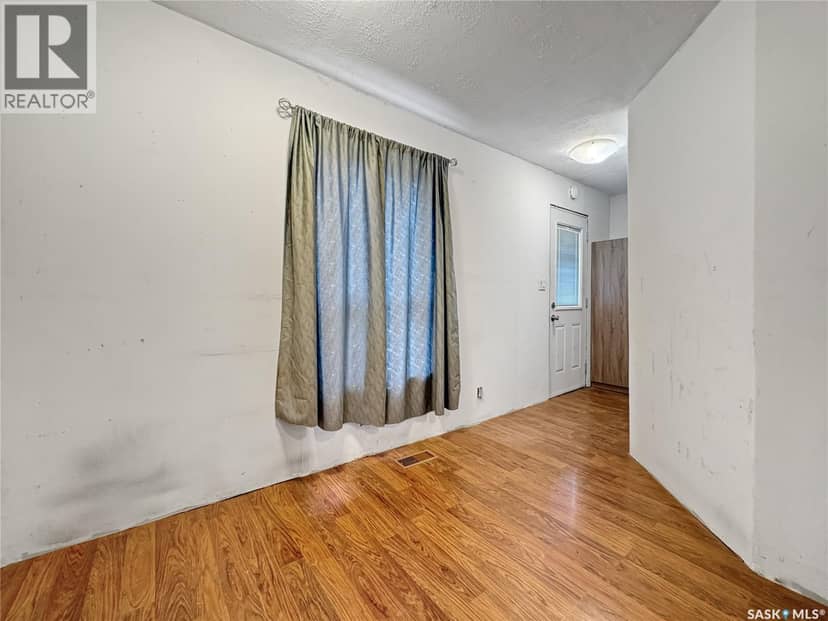 112 Main STREET — photo 8 of 15