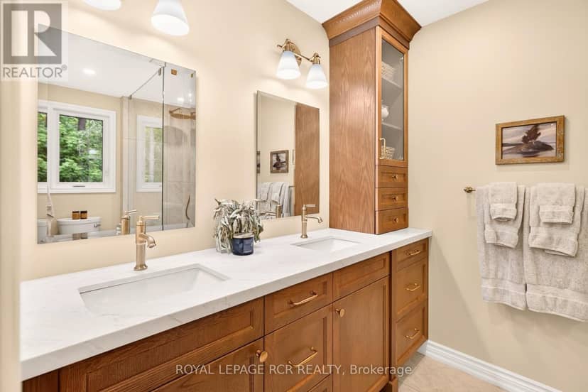 308339 Hockley Road — photo 10 of 40