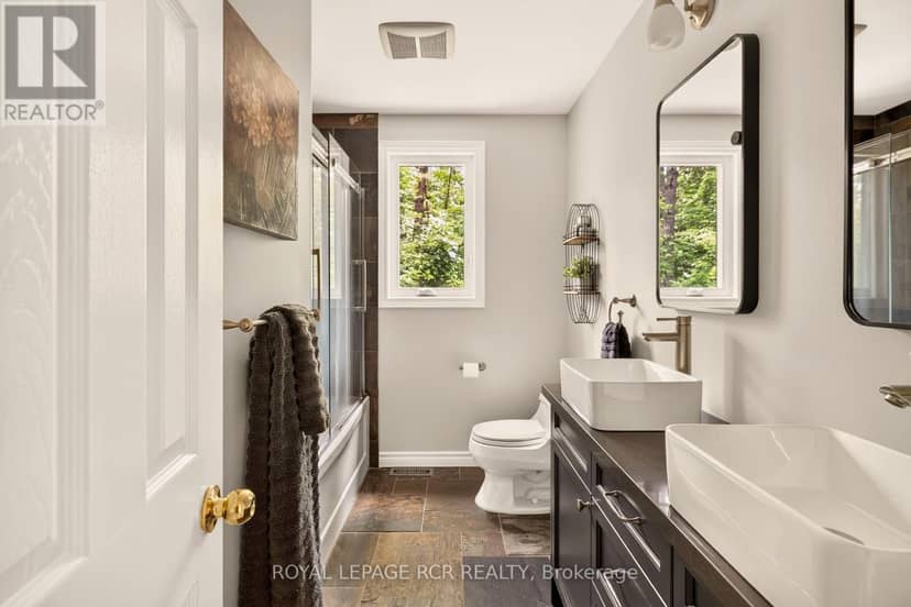 308339 Hockley Road — photo 32 of 40