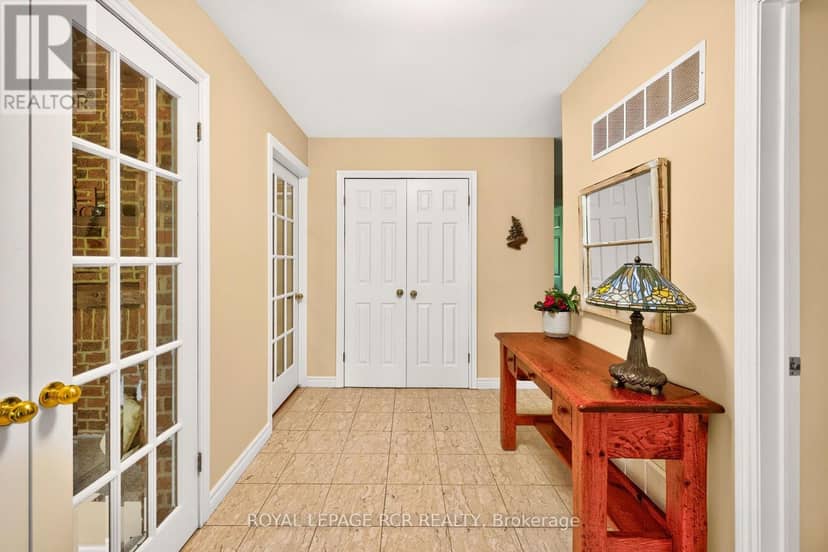 308339 Hockley Road — photo 6 of 40
