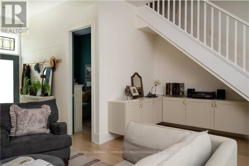 29 Steven Street — photo 11 of 40