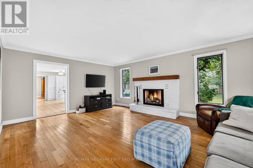 1887 Campbell Avenue — photo 16 of 40