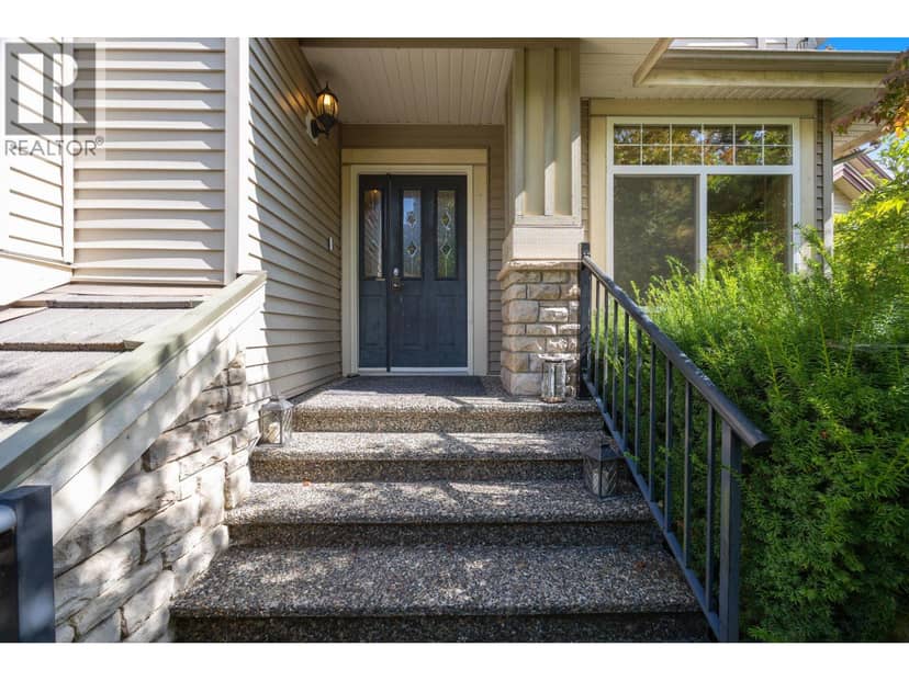 115 EAGLE PASS, Port Moody, photo 4