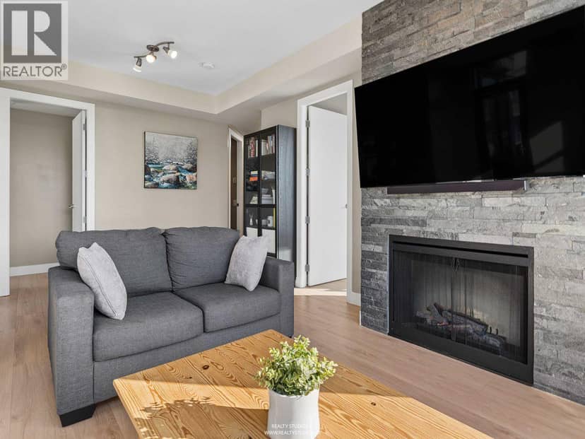 901 9300 UNIVERSITY CRESCENT, Burnaby, photo 4