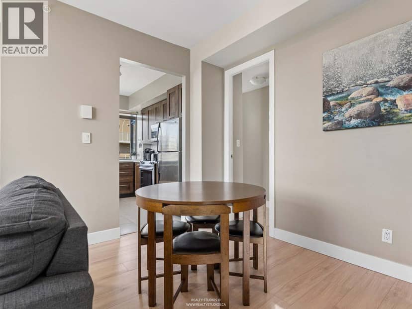 901 9300 UNIVERSITY CRESCENT, Burnaby, photo 8