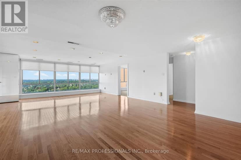 2205 - 1400 Dixie Road, Mississauga, photo 5