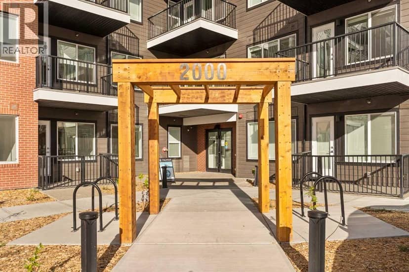 2212, 395 Skyview Parkway NE, Calgary, photo 2
