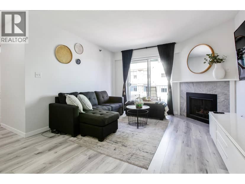 440 22661 Lougheed Highway, Maple Ridge