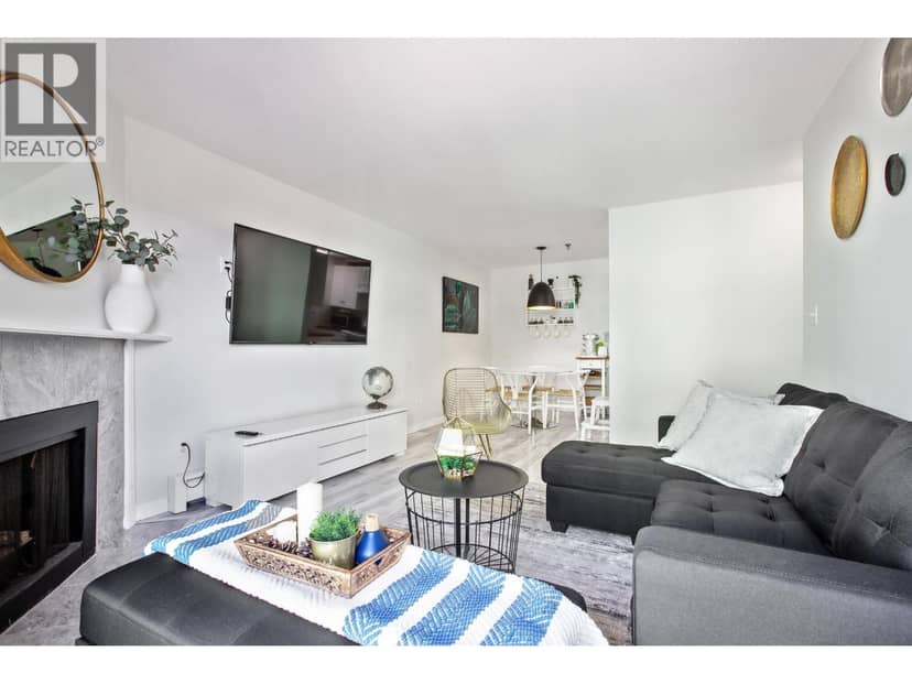 440 22661 Lougheed Highway, Maple Ridge, photo 2