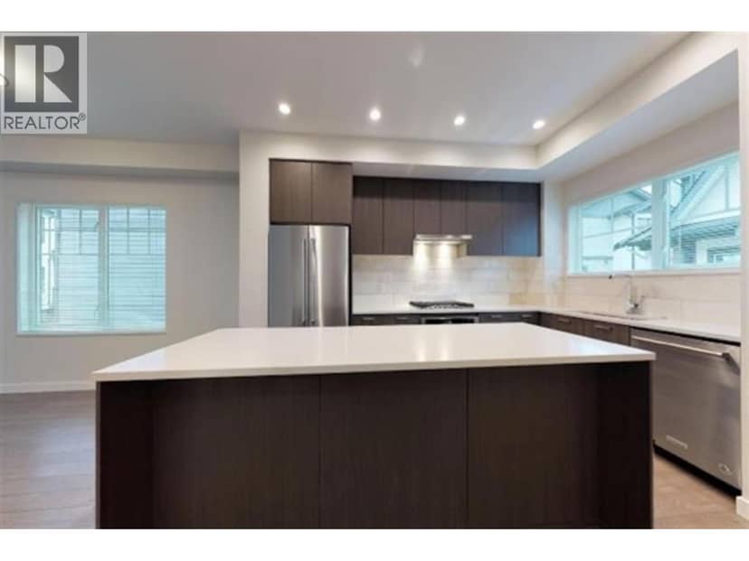 42 19451 SUTTON AVENUE, Pitt Meadows, photo 2