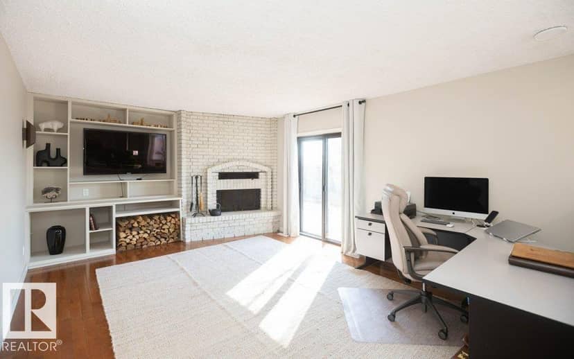 10737 108A AV — photo 24 of 40