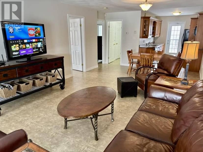 32 Timber Ridge Court — photo 10 of 21