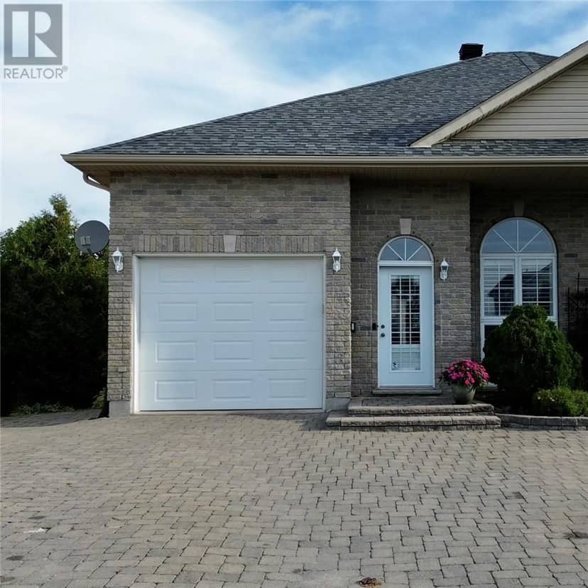 32 Timber Ridge Court — photo 2 of 21