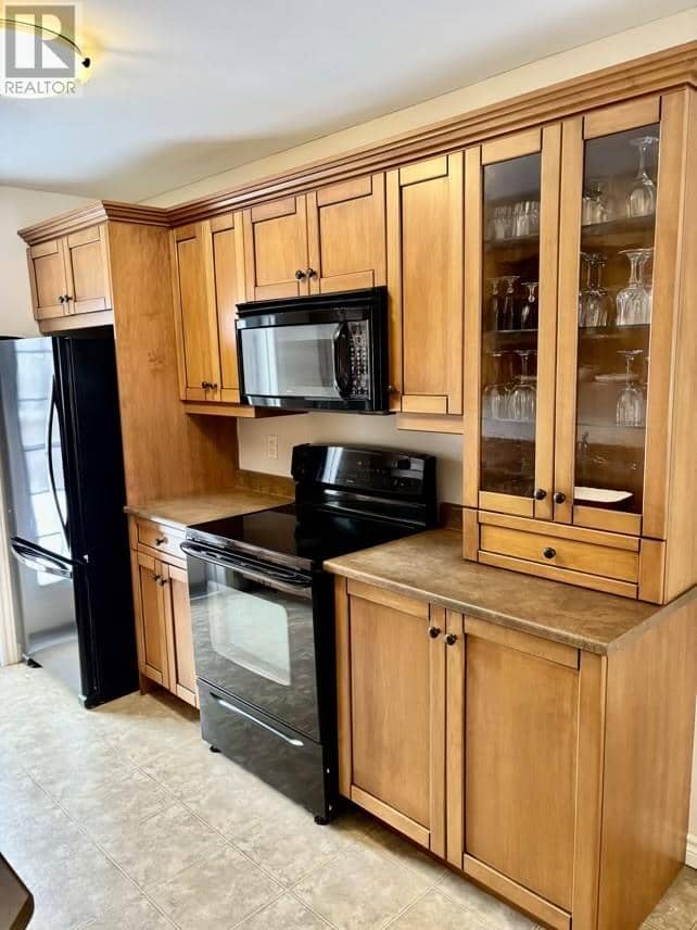 32 Timber Ridge Court — photo 12 of 21