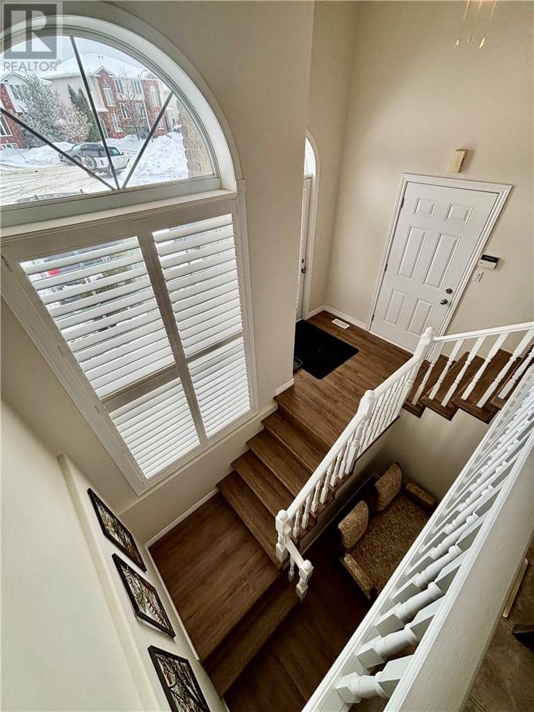 32 Timber Ridge Court — photo 6 of 21