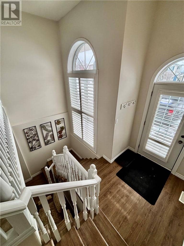 32 Timber Ridge Court — photo 7 of 21