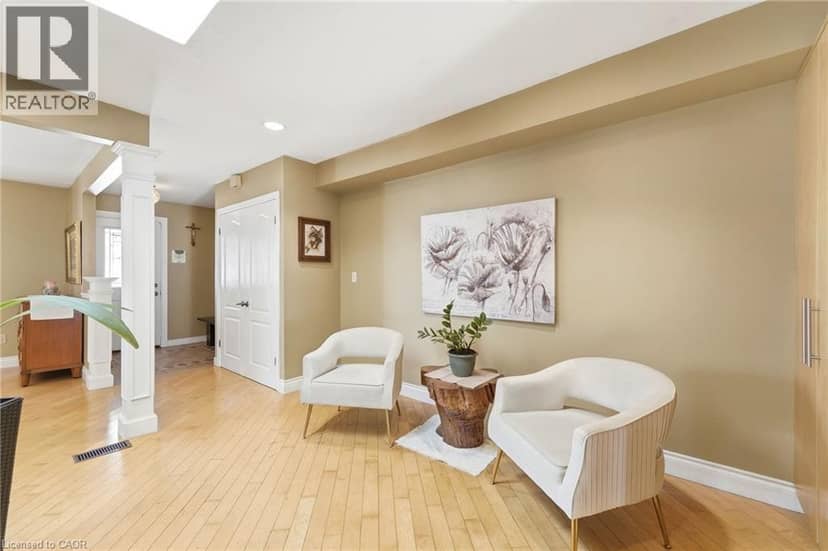 139 GLEN VALLEY Drive — photo 9 of 40