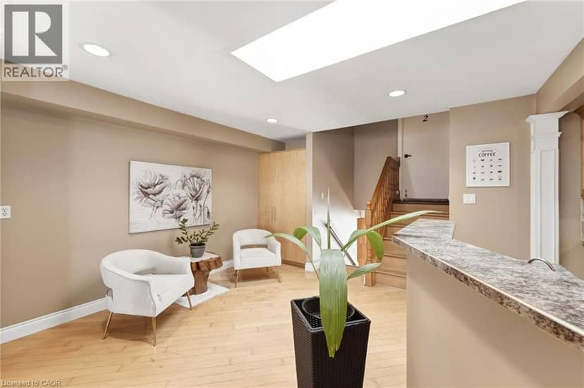 139 GLEN VALLEY Drive — photo 10 of 40