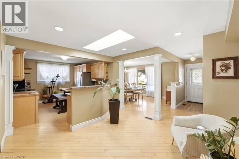 139 GLEN VALLEY Drive — photo 8 of 40