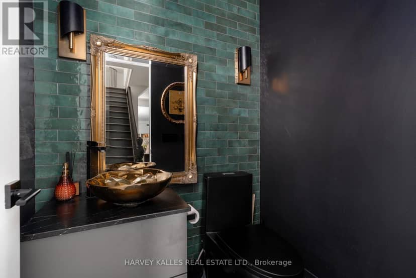 281 Lisgar Street — photo 14 of 40