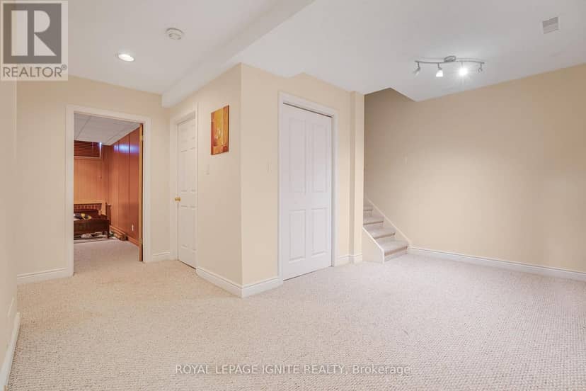 69 Raeview Drive — photo 37 of 40