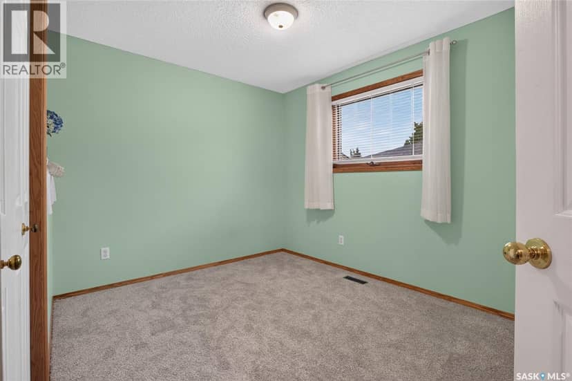 3547 Hazel GROVE — photo 15 of 40