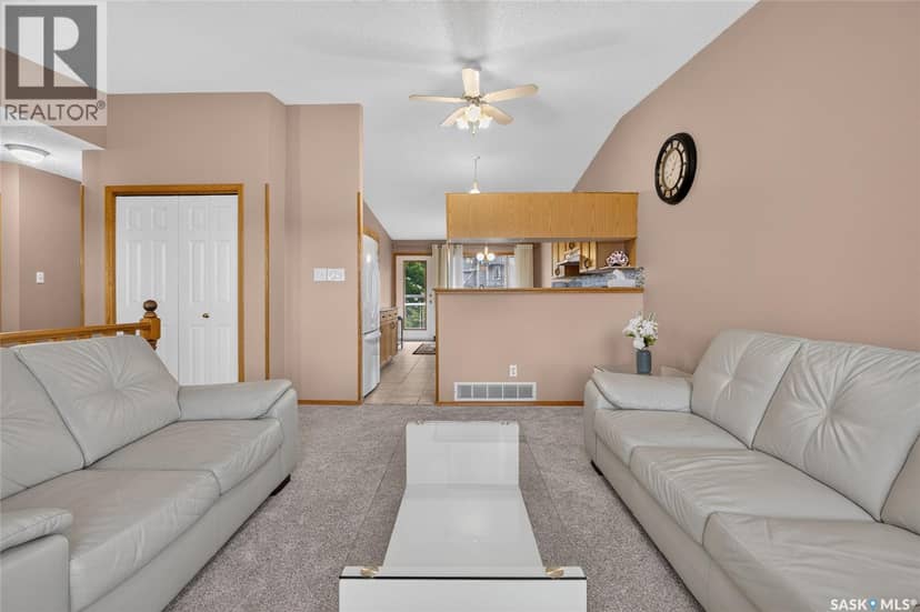 3547 Hazel GROVE — photo 8 of 40