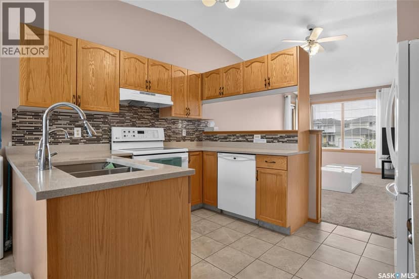 3547 Hazel GROVE — photo 9 of 40