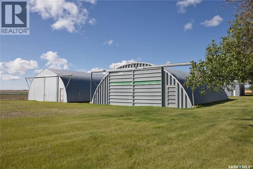 Saskatoon NE Mature Building Site — photo 15 of 40