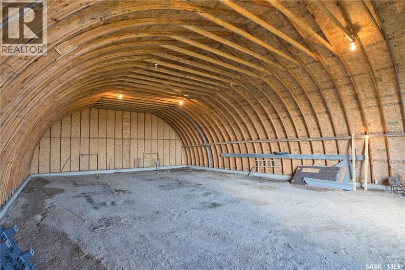 Saskatoon NE Mature Building Site — photo 22 of 40