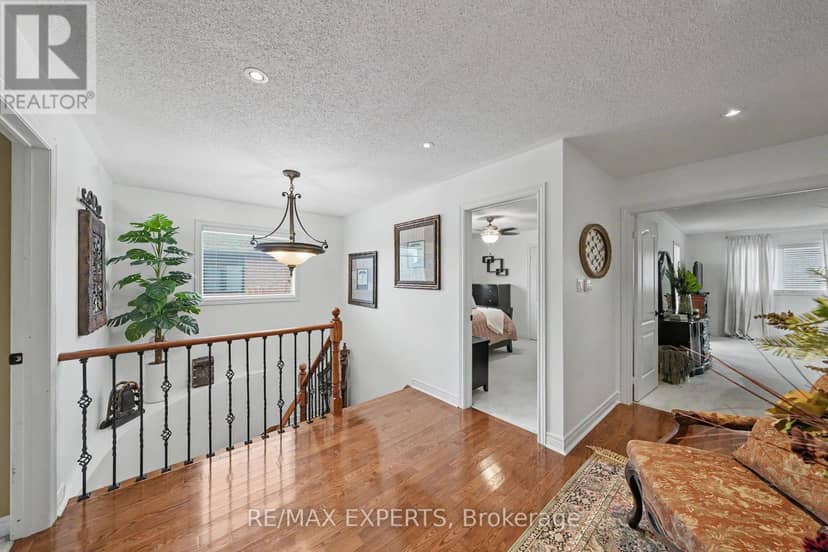 15 Arrowood Crescent — photo 16 of 29