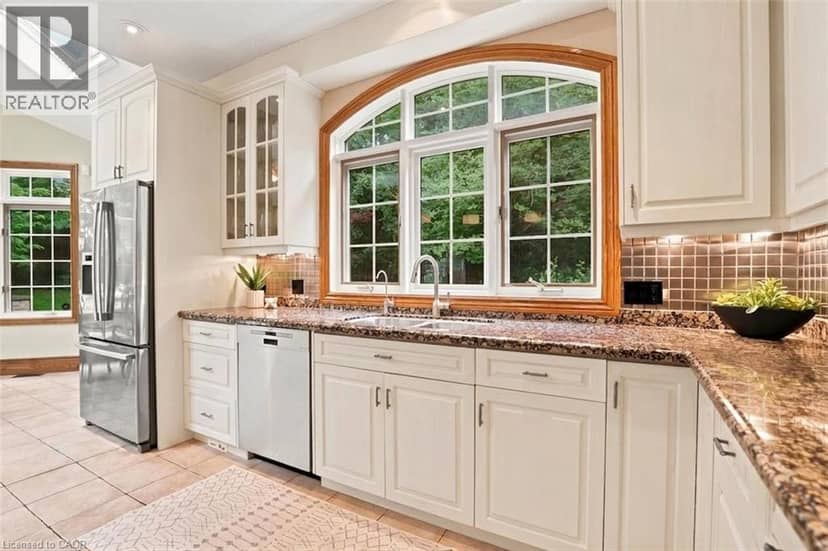 709 GLASGOW Street — photo 12 of 40