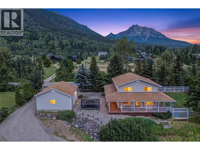 6152 Cunliffe Road Road, Fernie